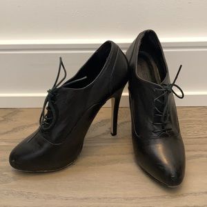 Aldo black heeled booties. Size 38.